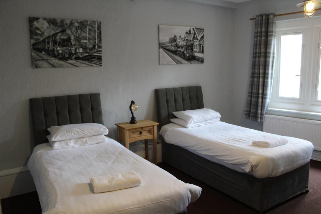 The Royal Oak Hotel Settle Kültér fotó